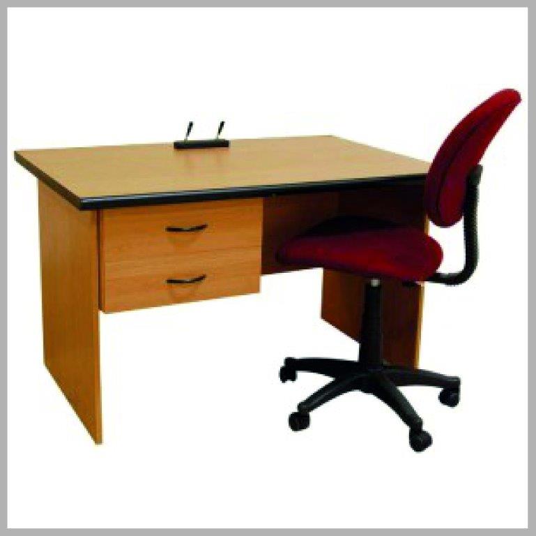 Impact Straight Desk